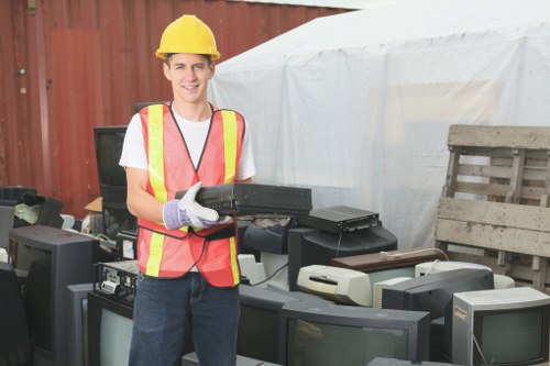 Choosing the right waste removal partner in Peckham